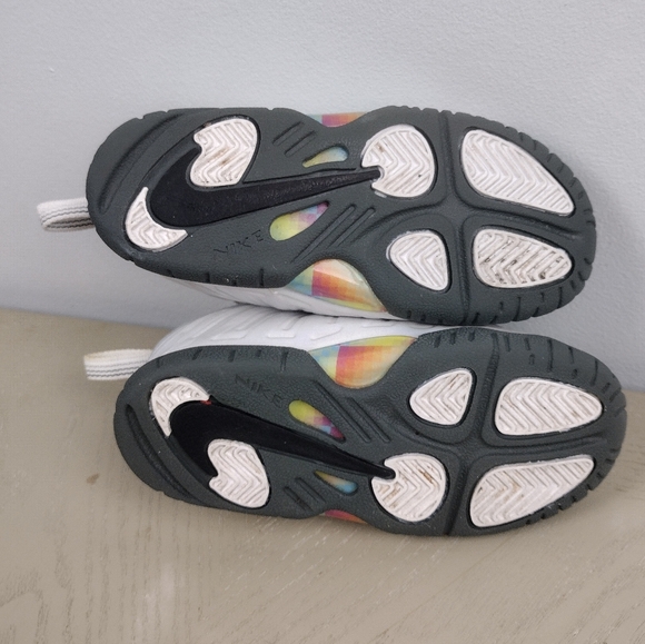 Nike Sneakers - Picture 5 of 5